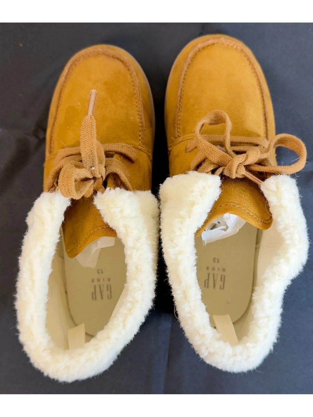 Boys size 13 Gap faux suede lace up chukka boots